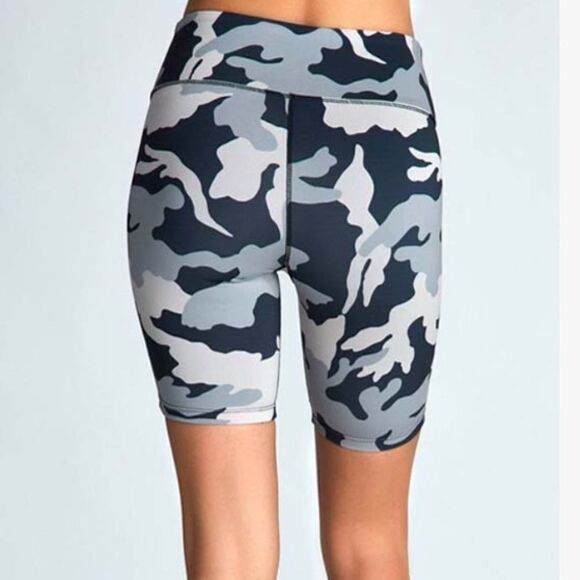 🆕 Noli Yoga Cacao Camo Bike Shorts - Picture 4 of 10